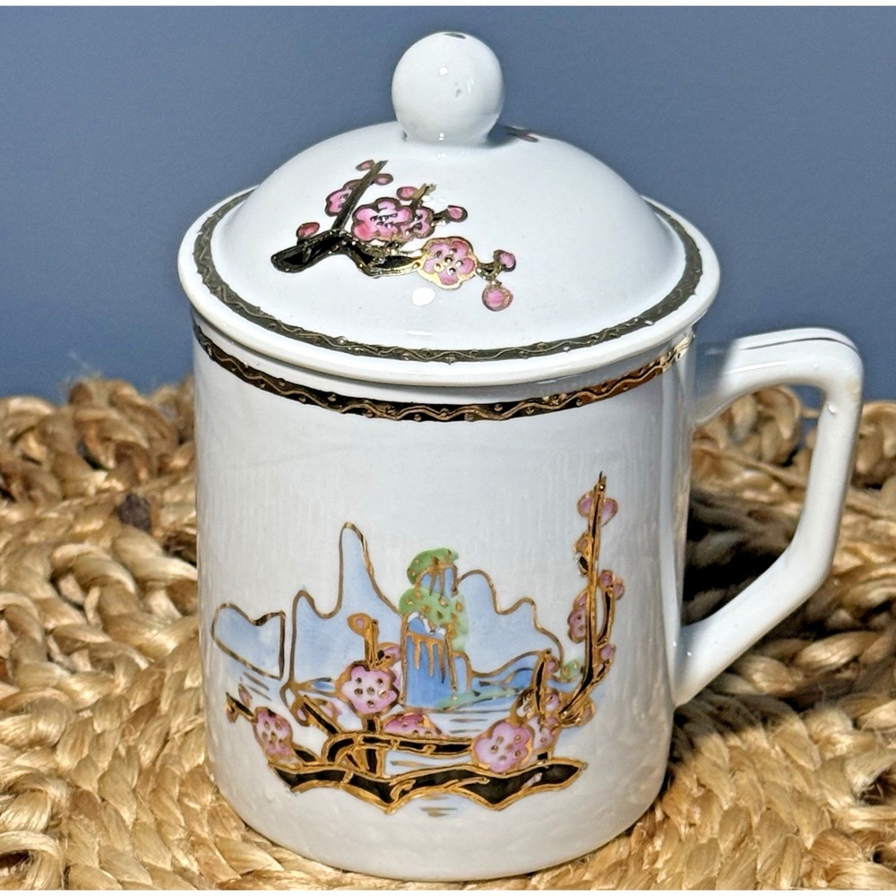 Lidded Porcelain Tea Mug Cherry Blossom Gold Gilt Asian Style Hand paint Sakura‎